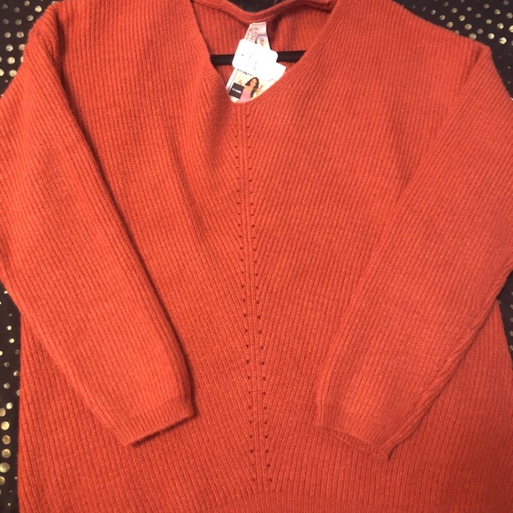 V-Neck Sweater - Picture 3 of 3